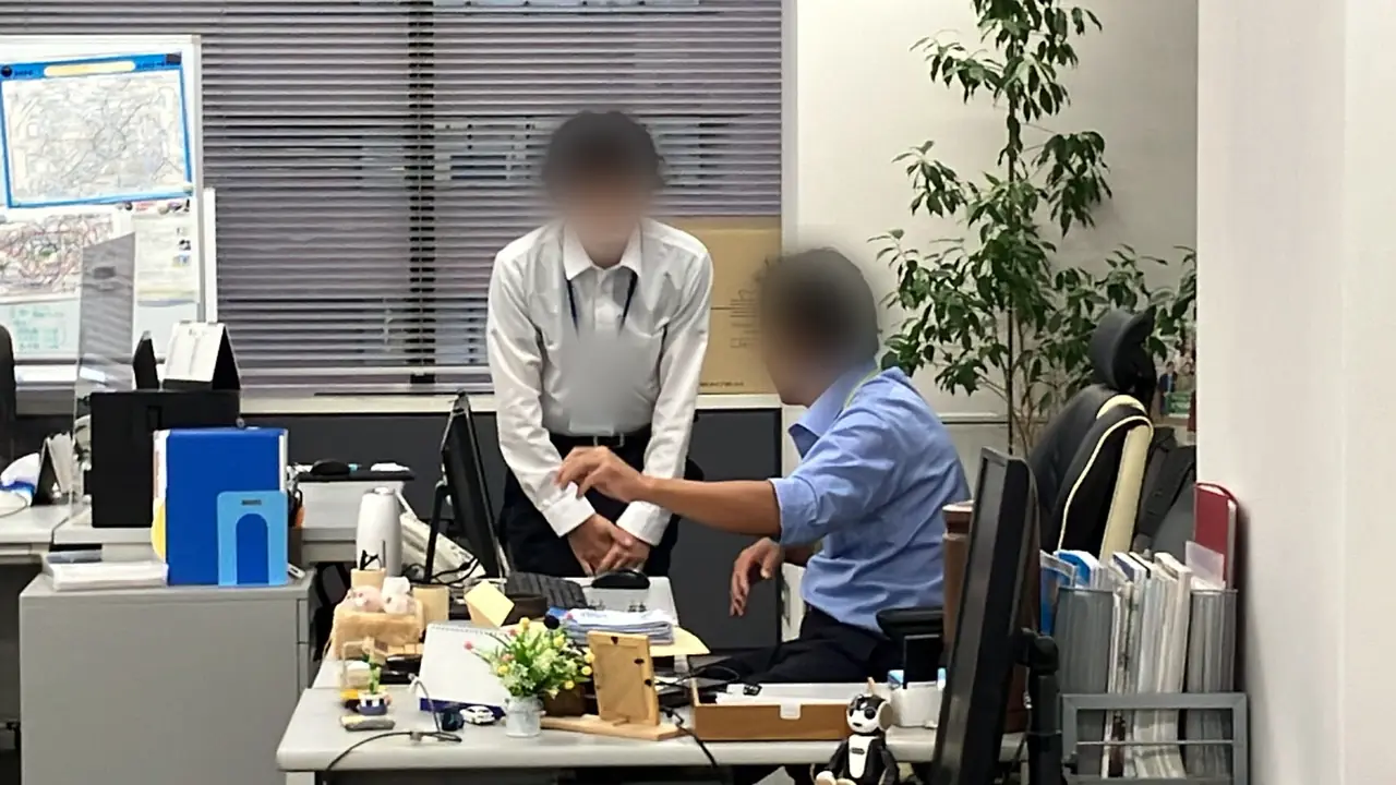 顧客役へ質問し要望を聞き取る参加者